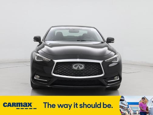 2018 INFINITI Q60 Luxe