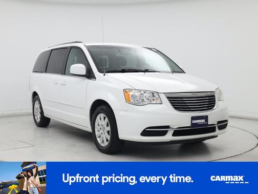 2015 Chrysler Town & Country LX