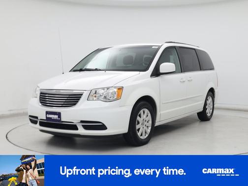 2015 Chrysler Town & Country LX
