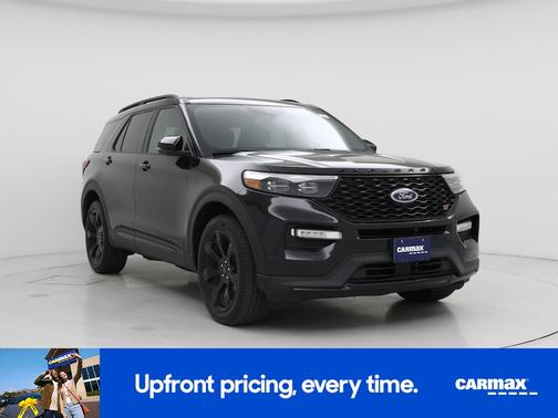 Black 2023 Ford Explorer ST
