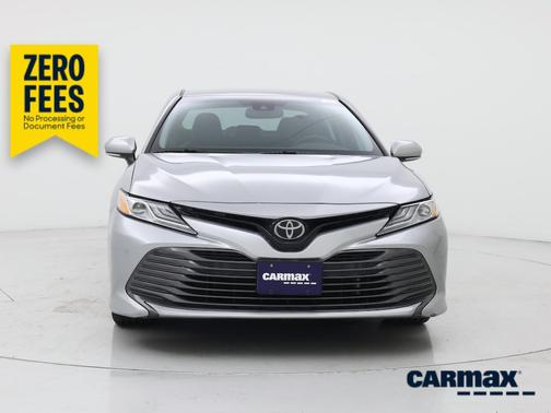 Silver 2018 Toyota Camry XLE