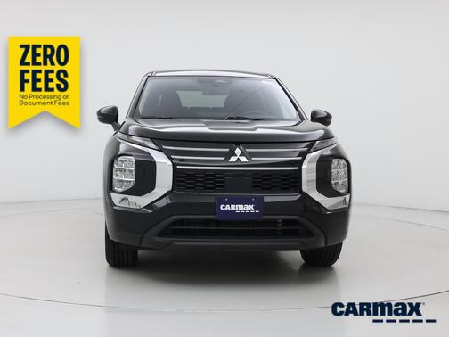 Black 2025 Mitsubishi Outlander ES