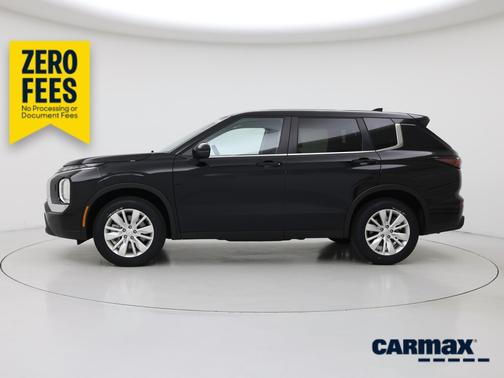 Black 2025 Mitsubishi Outlander ES