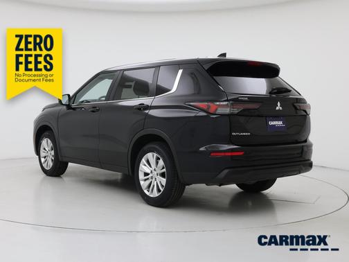 Black 2025 Mitsubishi Outlander ES