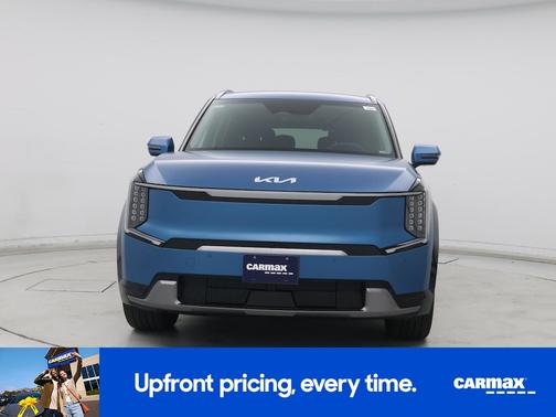 2024 Kia EV9 Land