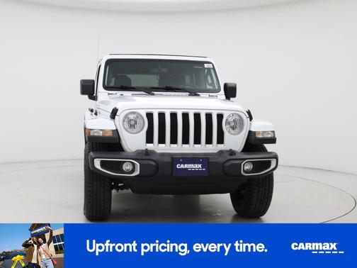 White 2022 Jeep Wrangler Unlimited Sahara