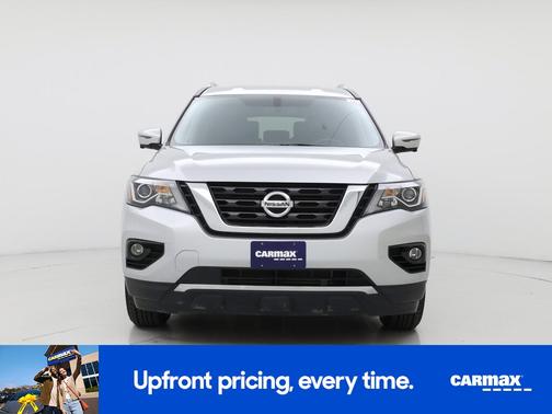 Gray 2017 Nissan Pathfinder SL