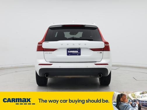 2020 Volvo XC60 T5 Momentum