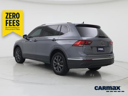Gray 2023 Volkswagen Tiguan SE