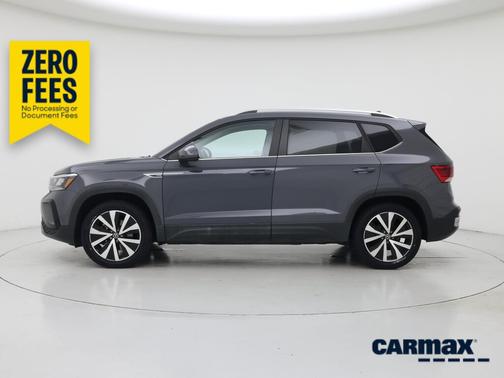 Gray 2022 Volkswagen Taos SE