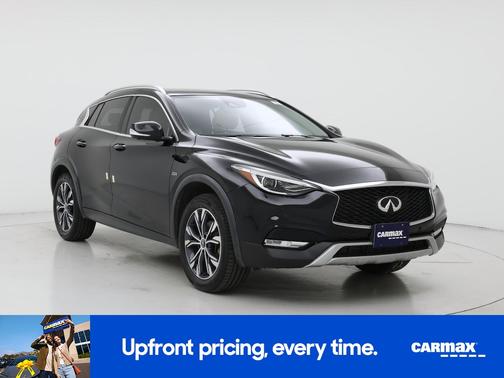 Black 2017 INFINITI QX30 Premium