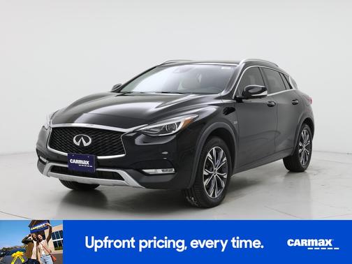 Black 2017 INFINITI QX30 Premium
