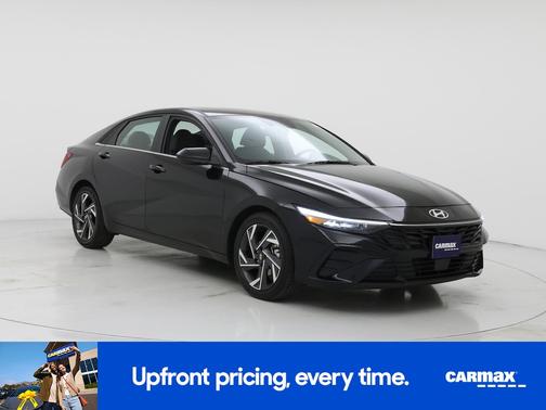 Black 2025 Hyundai ELANTRA SEL Convenience