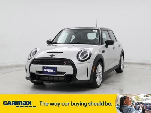 2022 MINI Hardtop S