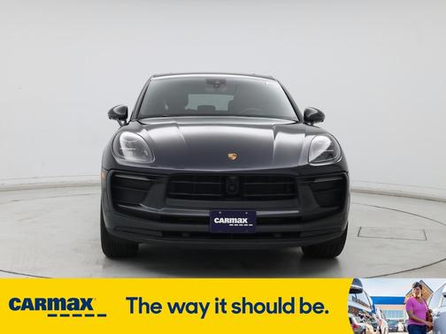 2023 Porsche Macan T