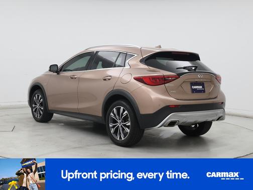 2018 INFINITI QX30 Premium