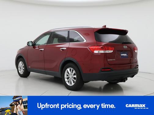 Burgundy 2016 Kia Sorento LX