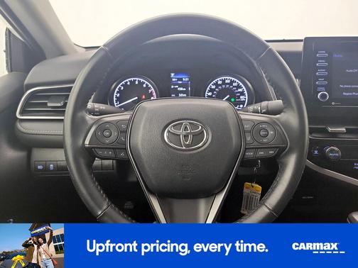 White 2023 Toyota Camry SE