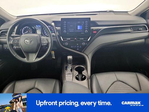White 2023 Toyota Camry SE