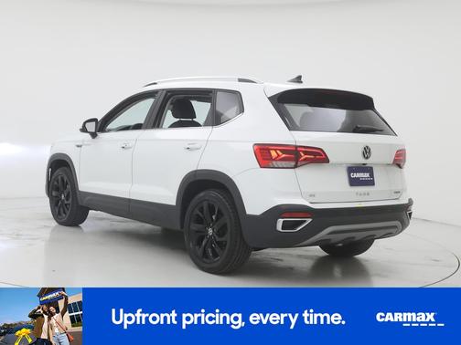 White 2023 Volkswagen Taos SE