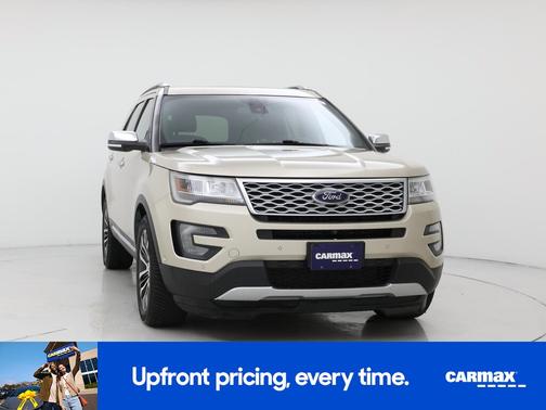 Gold 2017 Ford Explorer Platinum