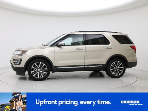 Gold 2017 Ford Explorer Platinum