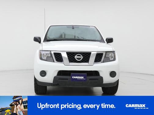 White 2017 Nissan Frontier SV