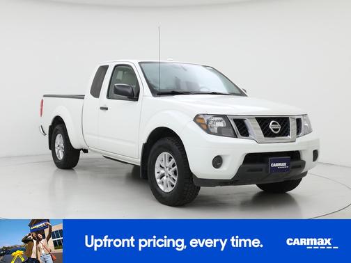 White 2017 Nissan Frontier SV