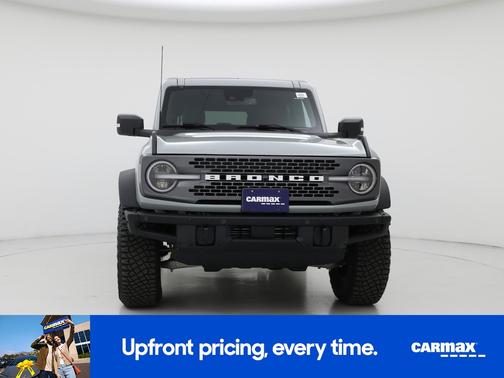 Gray 2024 Ford Bronco Badlands