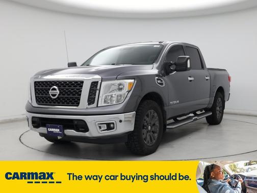 2017 Nissan Titan SV