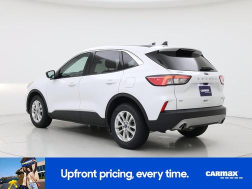 White 2022 Ford Escape SE