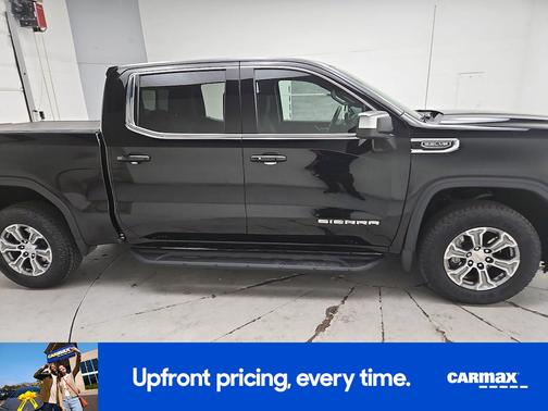 Black 2024 GMC Sierra 1500 SLE