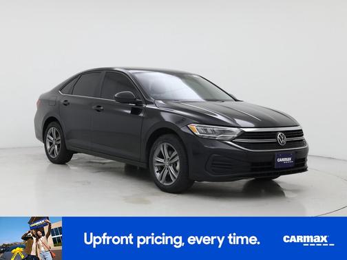 Black 2023 Volkswagen Jetta SE