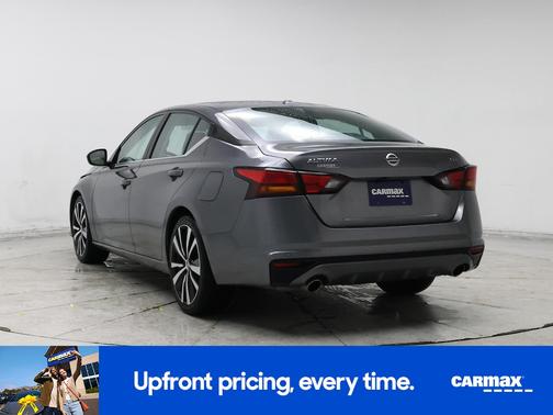 2022 Nissan Altima SR