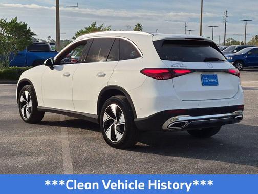 Polar White 2024 Mercedes-Benz GLC 300 4MATIC