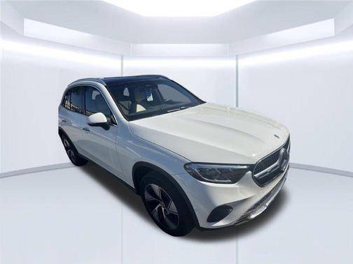 Polar White 2024 Mercedes-Benz GLC 300 4MATIC