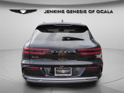 2023 Genesis Electrified GV70 Advanced