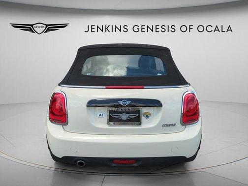 Pepper White 2019 MINI Convertible Cooper