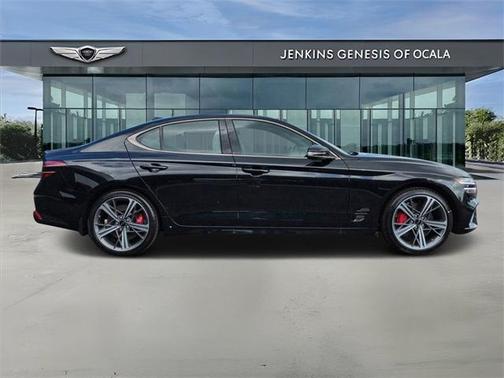 2025 Genesis G70 2.5T