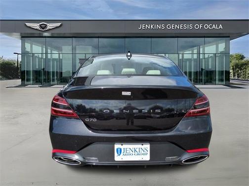 2025 Genesis G70 2.5T