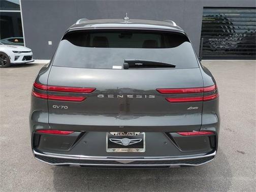 2026 Genesis GV70 2.5T Select