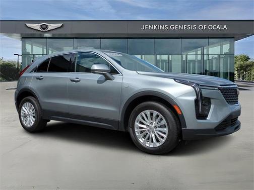 2024 Cadillac XT4 Luxury
