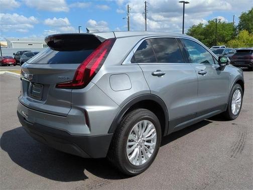 2024 Cadillac XT4 Luxury