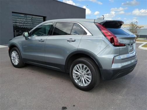 2024 Cadillac XT4 Luxury