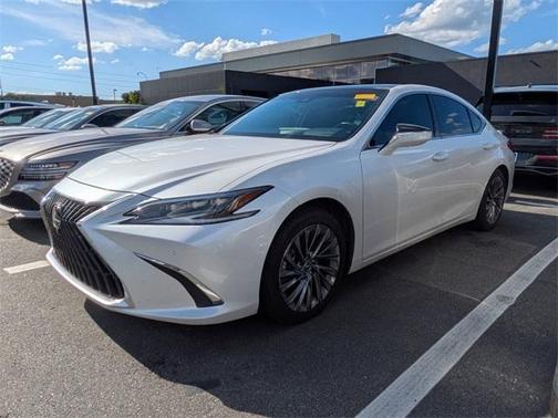 2024 Lexus ES 350 Ultra Luxury