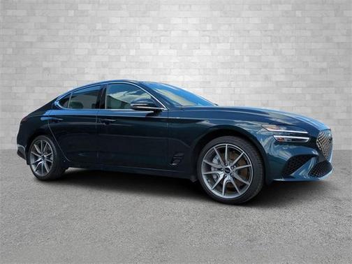 2025 Genesis G70 2.5T