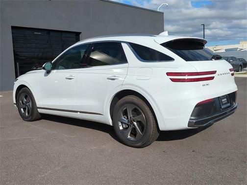 2026 Genesis GV70 2.5T