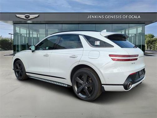 2025 Genesis GV70 2.5T