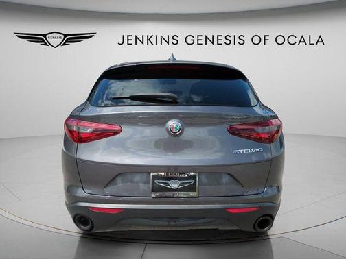 2023 Alfa Romeo Stelvio Sprint