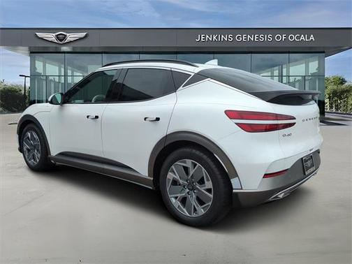 2025 Genesis GV60 Standard